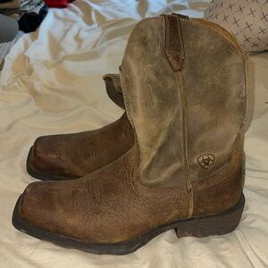 Ariat Square-Toe boots